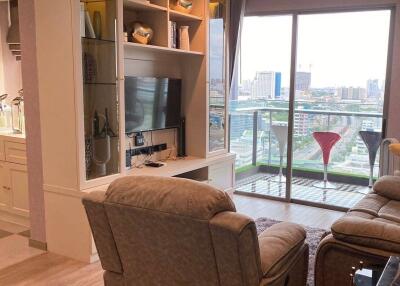 2-BR Condo at Star View close to Phra Ram 3