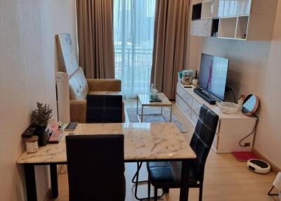 1-BR Condo at Supalai Lite Ratchada - Narathivas - Sathorn in Chong Nonsi