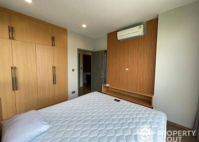 2-BR Condo at Q Prasarnmit near MRT Phetchaburi