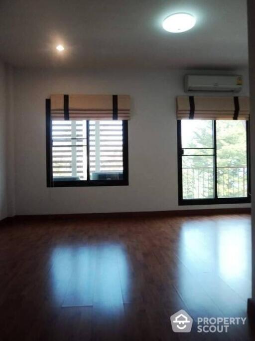 3-BR Townhouse at The Log @ Sukhumvit 101/1 Condominium in Bang Chak