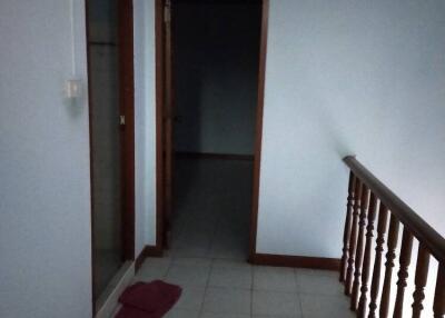 2-BR Townhouse near MRT Sutthisan