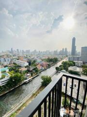 1-BR Condo at The Base Phetchaburi-Thonglor near ARL Ramkhamhaeng