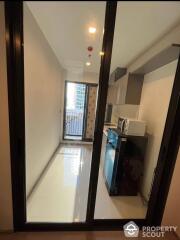 1-BR Condo at Life Asoke Hype near ARL Makkasan