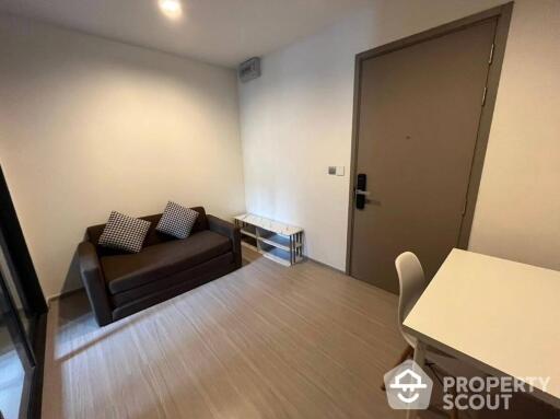 1-BR Condo at Life Asoke Hype near ARL Makkasan