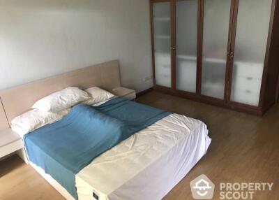 1-BR Condo near BTS Phrom Phong