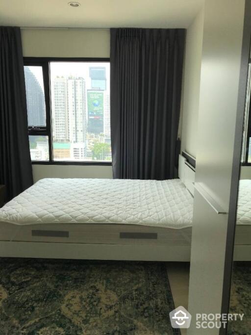 Studio Condo at Life Asoke near ARL Makkasan