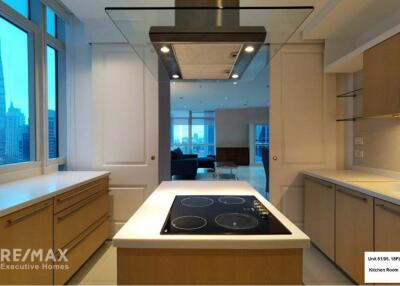 For Rent: Spacious 3-Bedroom High Floor Condo Unit at Athenee Residence, 4 Mins Walk to BTS Phloen Chit