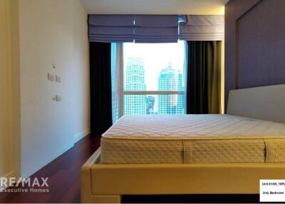 For Rent: Spacious 3-Bedroom High Floor Condo Unit at Athenee Residence, 4 Mins Walk to BTS Phloen Chit