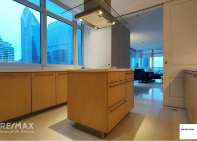 For Rent: Spacious 3-Bedroom High Floor Condo Unit at Athenee Residence, 4 Mins Walk to BTS Phloen Chit