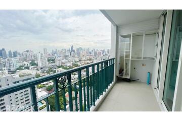 Luxurious 4 Bedroom Condo for Rent in Thonglor Area