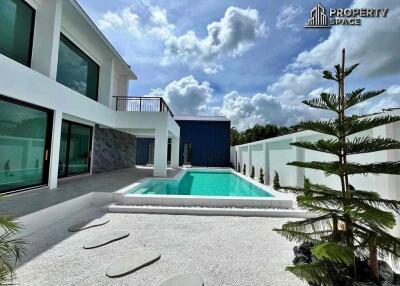 Luxury Modern 4 Bedroom Pool Villa In East Pattaya For Sale