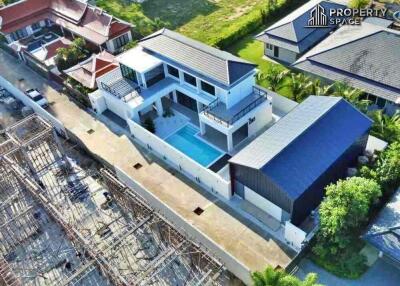 Luxury Modern 4 Bedroom Pool Villa In East Pattaya For Sale