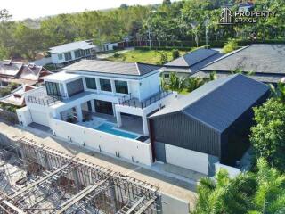 Luxury Modern 4 Bedroom Pool Villa In East Pattaya For Sale