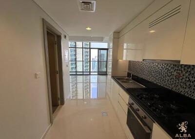 Luxurious APT  Well maintained  Spacious