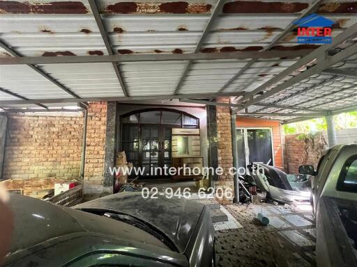 Covered garage with multiple cars