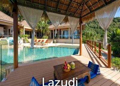 Luxurious modern 5-Bedroom Balinese-style Villa Bang Po, Ko Samui