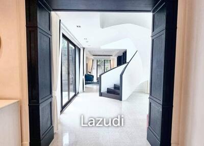 3 Bedrooms 3 Bathrooms 386 SQ.M Baan Lux Sathon