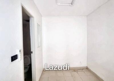 3 Bedrooms 3 Bathrooms 386 SQ.M Baan Lux Sathon