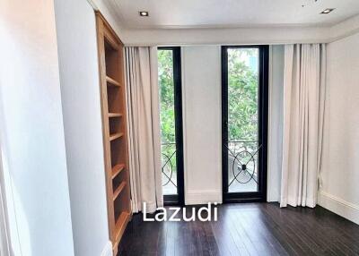 3 Bedrooms 3 Bathrooms 386 SQ.M Baan Lux Sathon