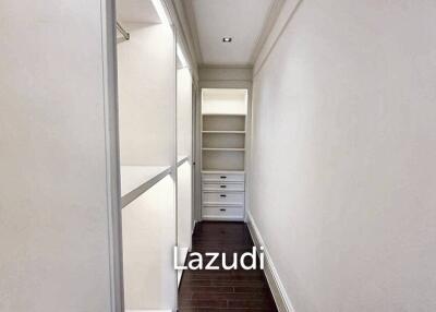 3 Bedrooms 3 Bathrooms 386 SQ.M Baan Lux Sathon