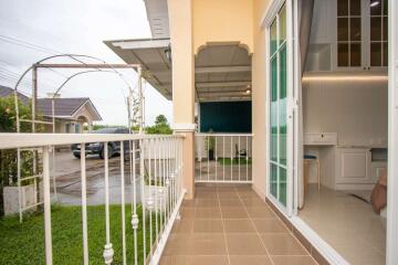 Immaculate 2 Bedroom House For Sale