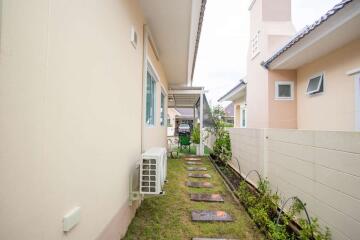 Immaculate 2 Bedroom House For Sale