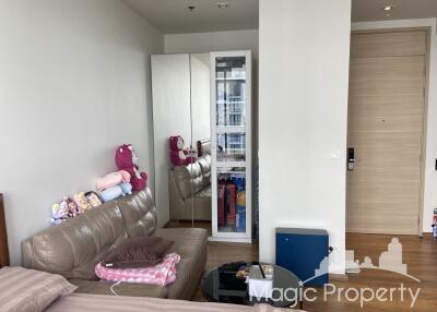 Studio For Sale in Park Origin Phrom Phong Condominium, Khlong Toei, Bangkok