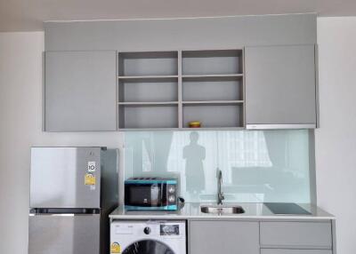 1-BR Condo at Noble Revo Silom near BTS Surasak