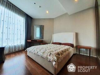 1-BR Condo at Menam Residences near BTS Saphan Taksin