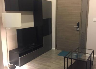 1-BR Condo at The Room Sukhumvit 69 near BTS Phra Khanong