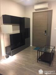 1-BR Condo at The Room Sukhumvit 69 near BTS Phra Khanong