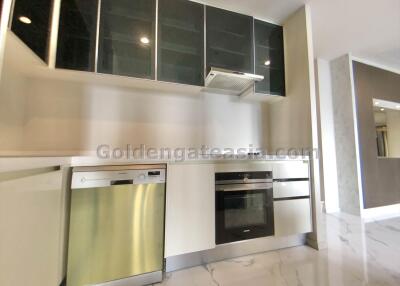 3 Bedrooms Furnished Duplex Condo Noble Ploenchit - Wireless Road