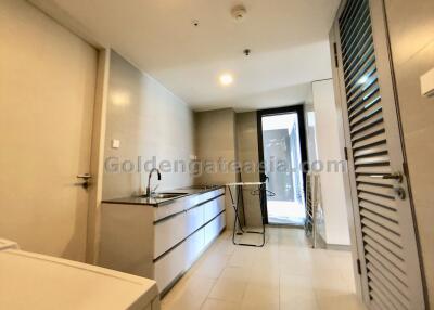 3 Bedrooms Condo on very high floor at The Met - Sathorn