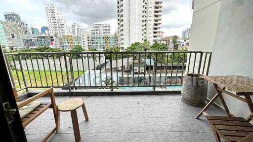 Spacious 3-Bedroom Condo with big balcony - Sukhumvit Nana-Asoke BTS/MRT