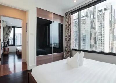 Aguston Sukhumvit 22 Two bedroom condo for sale