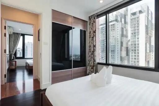 Aguston Sukhumvit 22 Two bedroom condo for sale