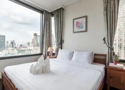 Aguston Sukhumvit 22 Two bedroom condo for sale