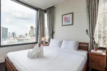 Aguston Sukhumvit 22 Two bedroom condo for sale