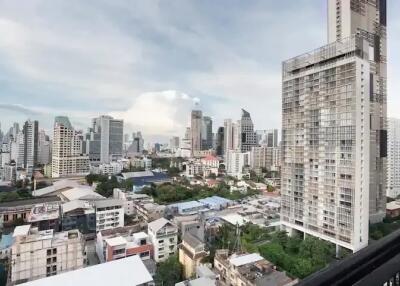 Aguston Sukhumvit 22 Two bedroom condo for sale