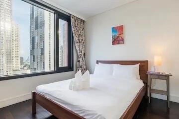 Aguston Sukhumvit 22 Two bedroom condo for sale