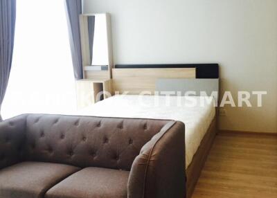 Condo at Noble Revolve Ratchada for rent