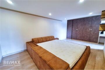 Spacious 3BR Condo in Central Bangkok - D.S. Tower 2