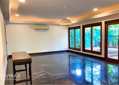 Spacious 4-Bedroom Detached House in Prime Sukhumvit Area