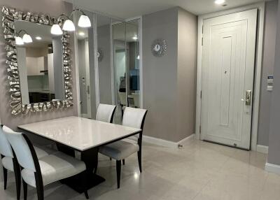 Elegant dining area with modern decor