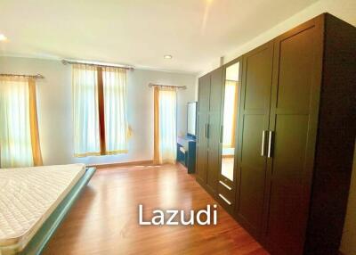 3 Bed 3 Bath 156 SQ.M Ban Klang Muang Luzern Sukhumwit