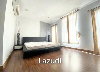 3 Bed 3 Bath 156 SQ.M Ban Klang Muang Luzern Sukhumwit