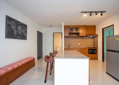 2 Bedroom Condo to Rent : Chiang Mai Business Park