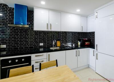 2 Bed Condo For Rent In Central Pattaya - Grand Avenue Residence