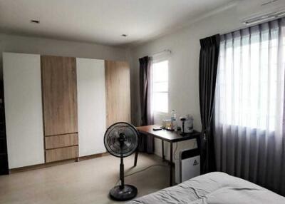 205 ตรม., 5 ห้องนอน, 3 ห้องน้ำ สำนักงาน ราคา ฿ 5,900,000