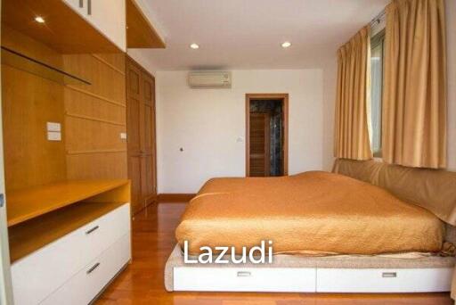Luxury 3 Storey 3 Bed Villa